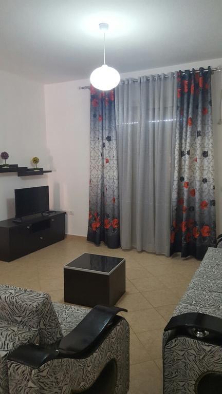 Residenca Juli Apartamento