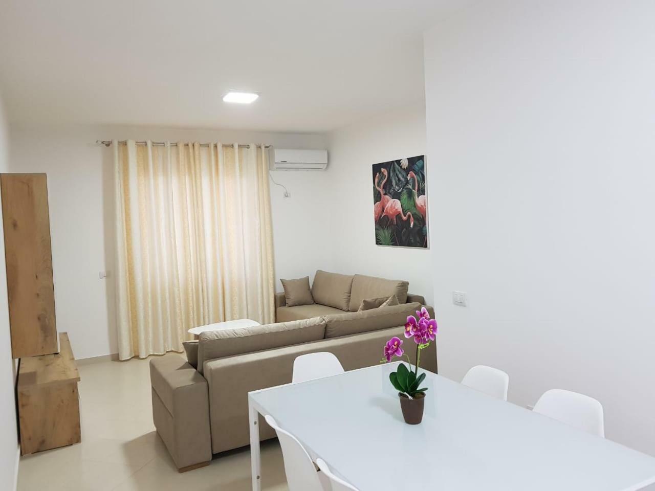 Residenca Juli Apartamento
